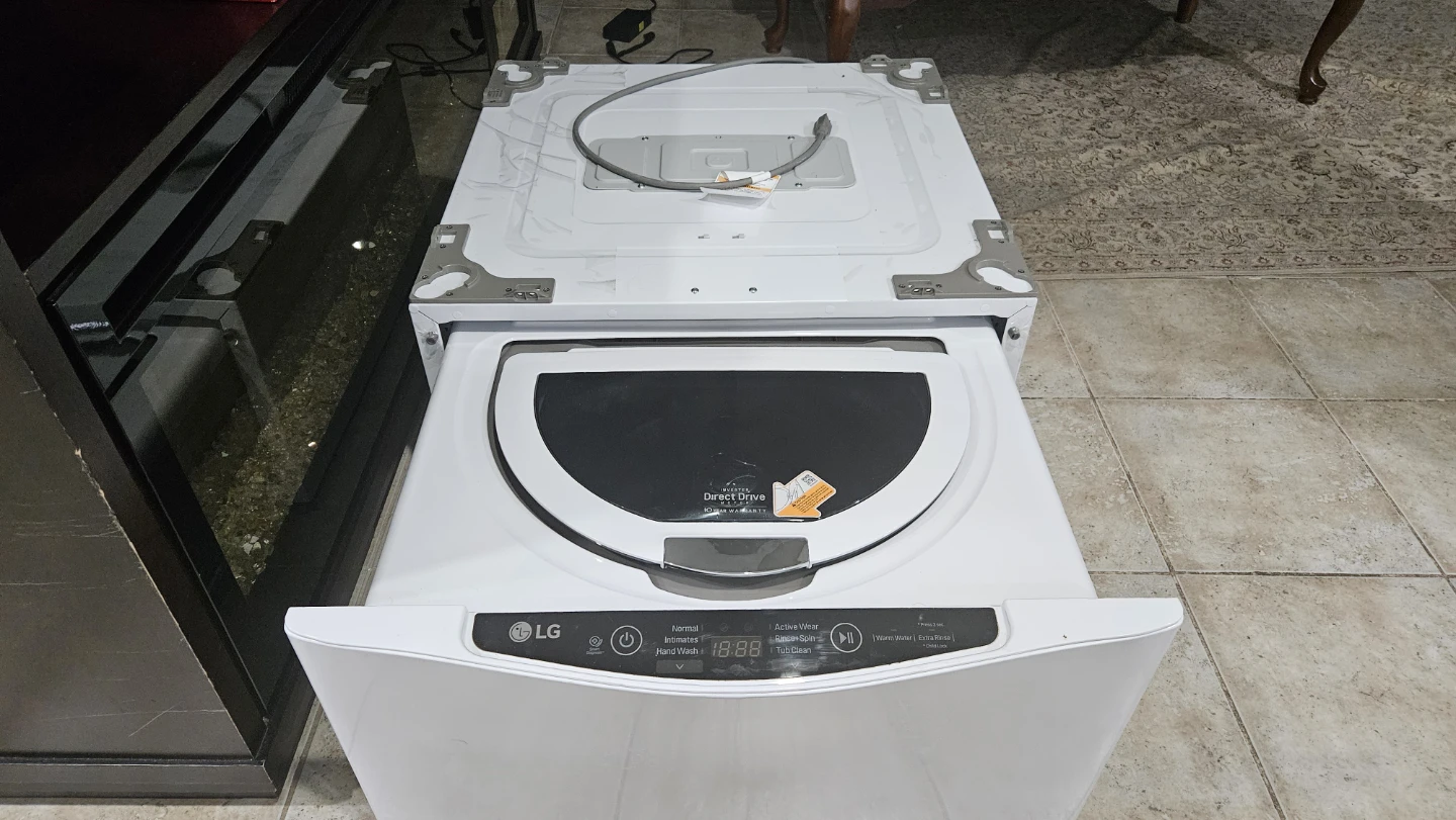 LG sidekick pedestal washer - photo 2