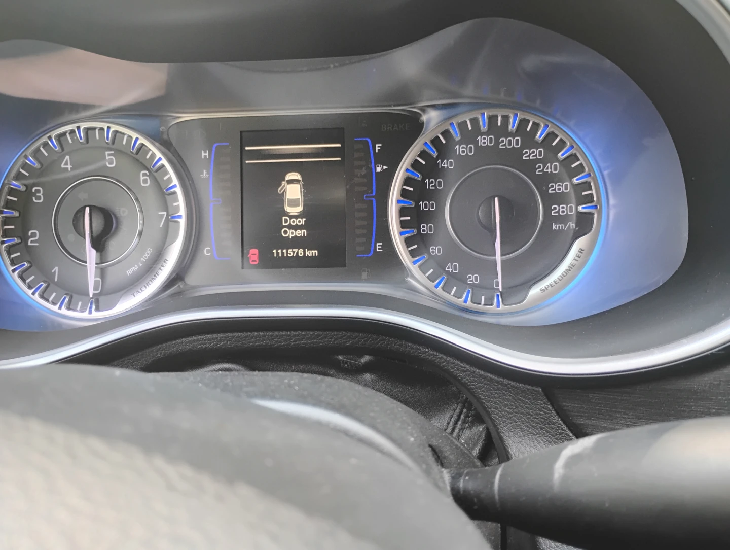 Black Chrysler 200 Sedan - photo 3