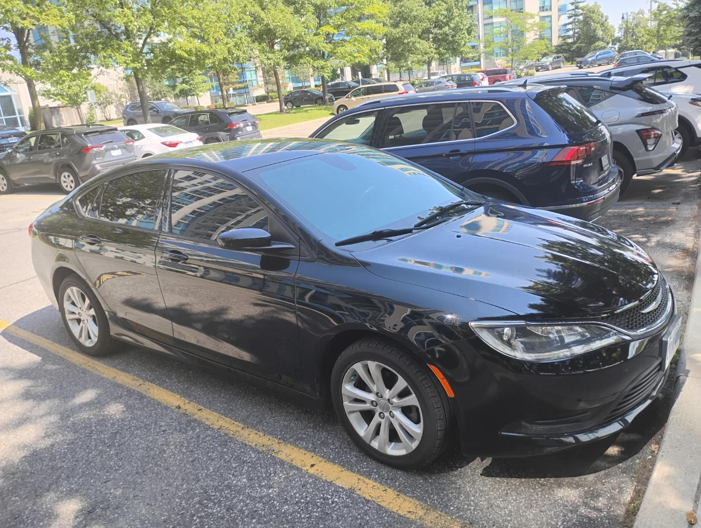 Black Chrysler 200 Sedan - photo 5