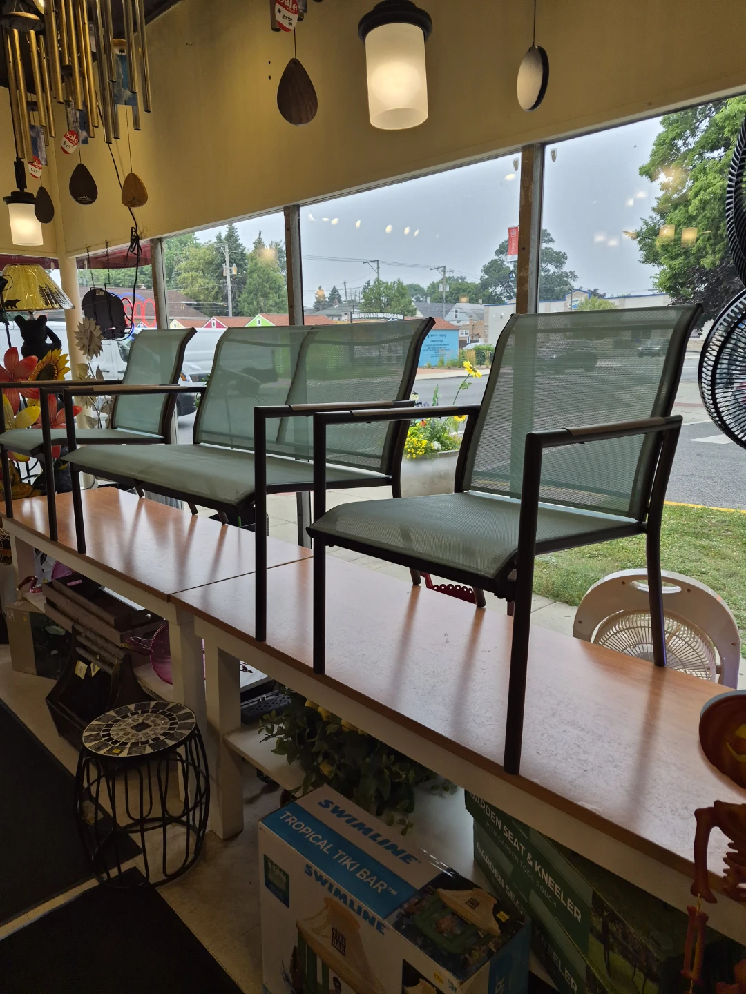 NEW Outdoor 3 piece patio set. Loveseat and two chairs