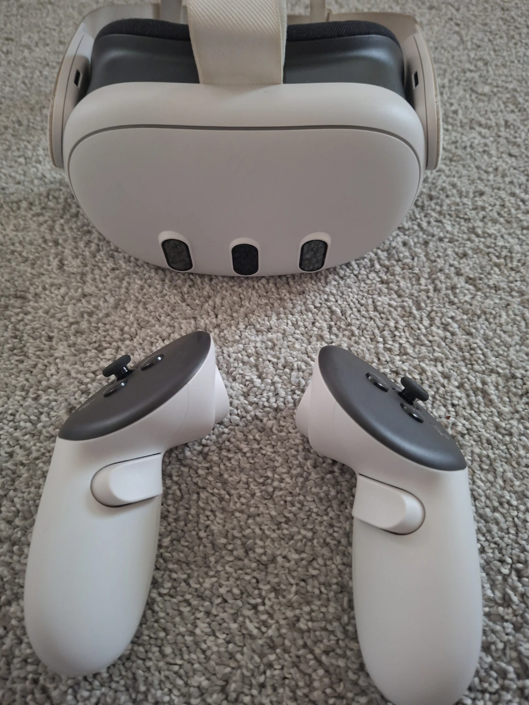 Meta Quest 2 VR Headset with Controllers