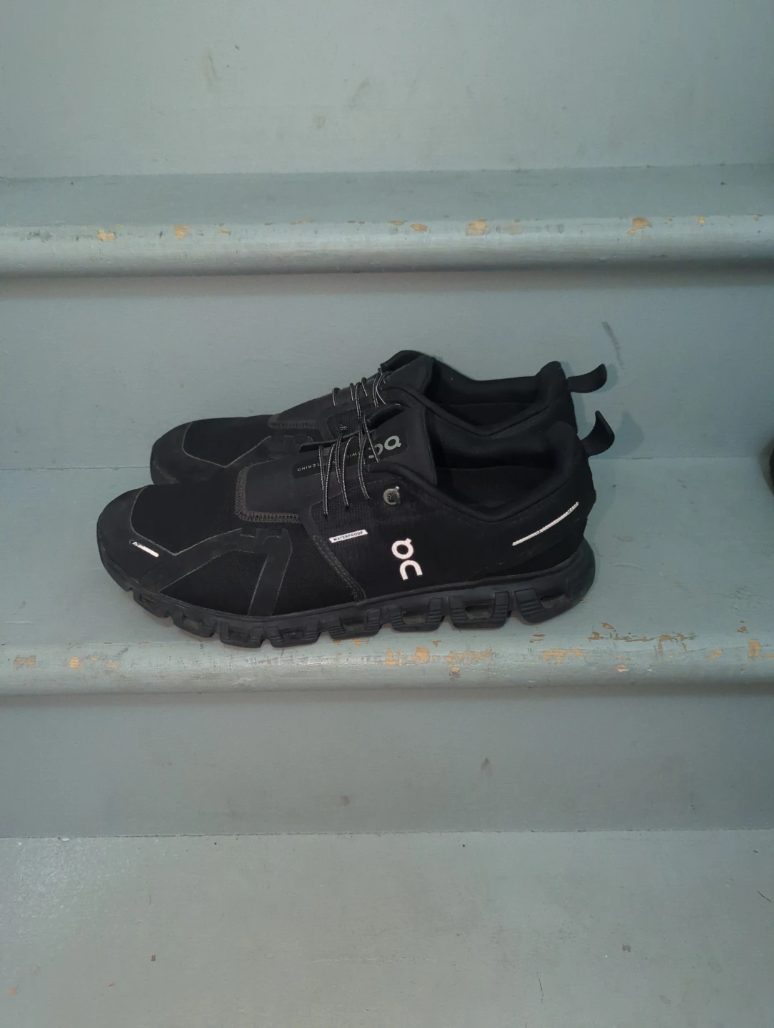 3 Sneakers - photo 4