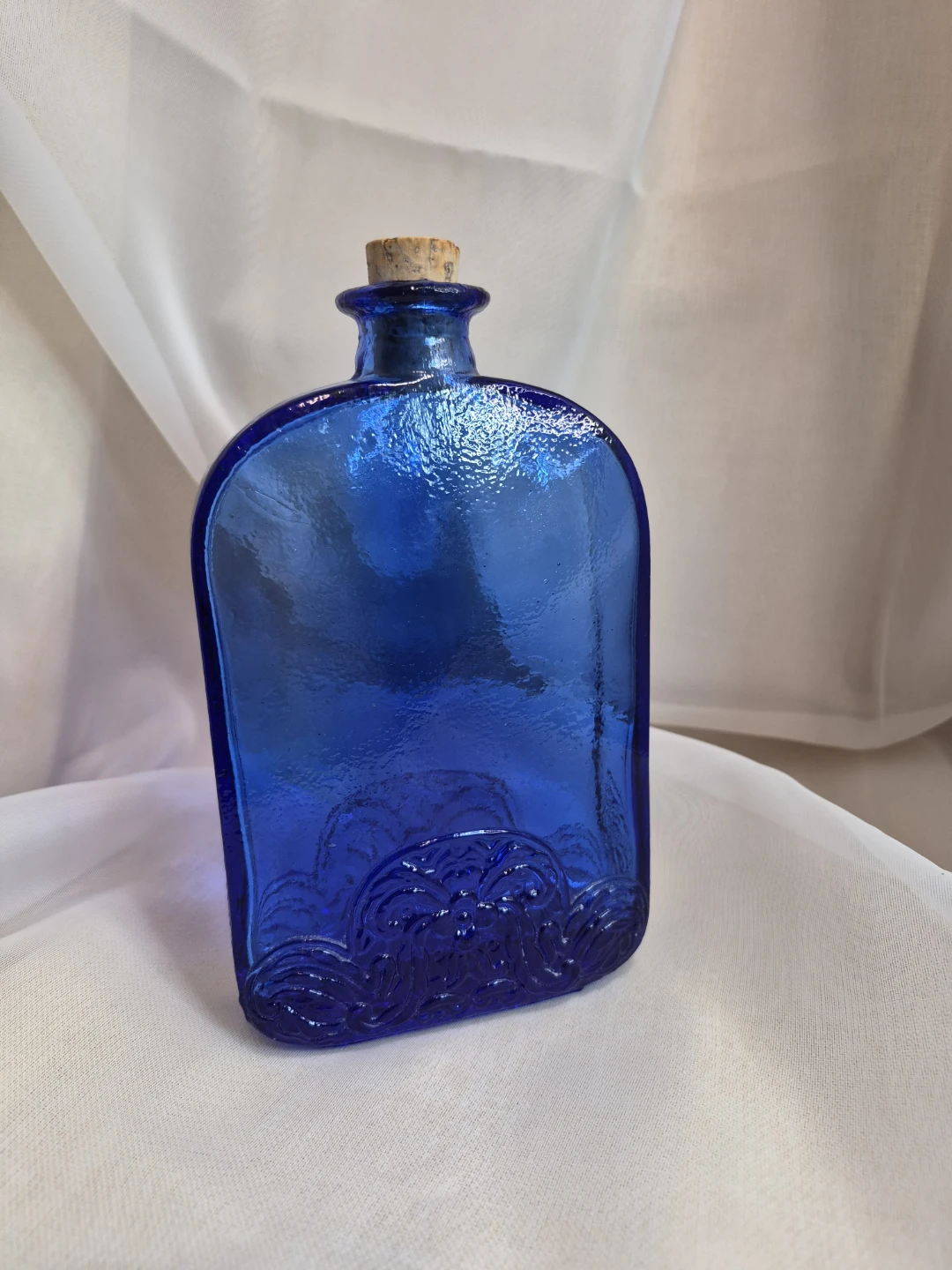 Beautiful 6 1/2" Tall Cobalt Blue Glass - photo 2