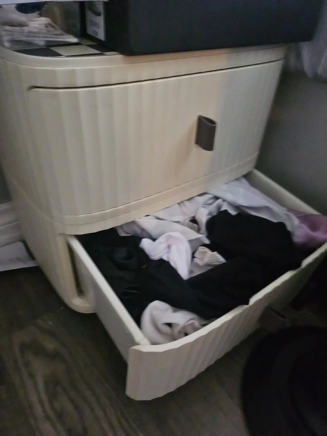 Plastic Drawer Unit - photo 2