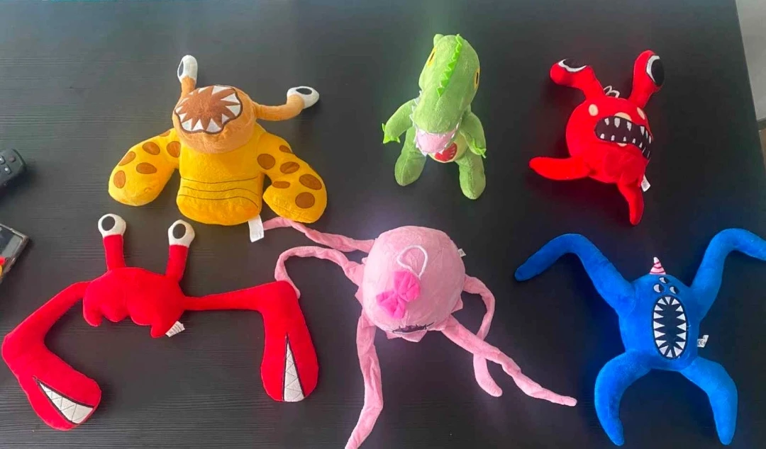 Set of 6 Plush Toys