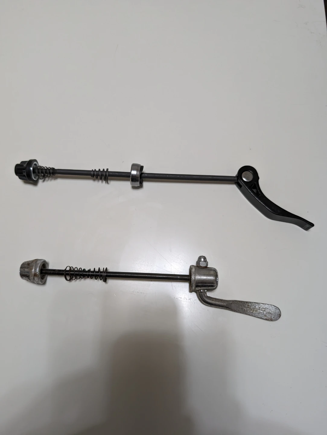 2 Bicycle Wheel Quick Release Skewers - photo 2