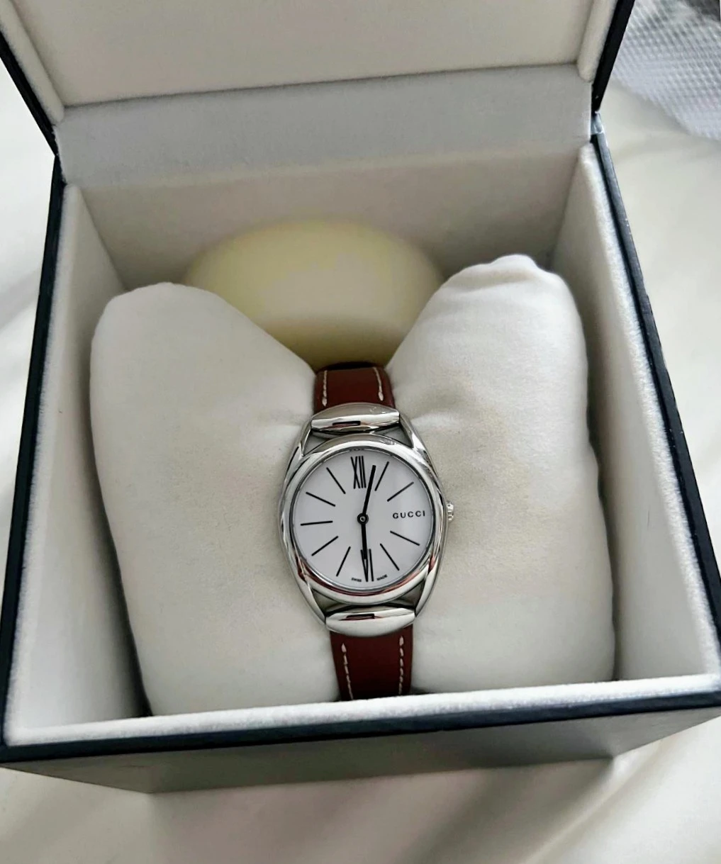 NWT Woman's Gucci 139 Horsebit Watch