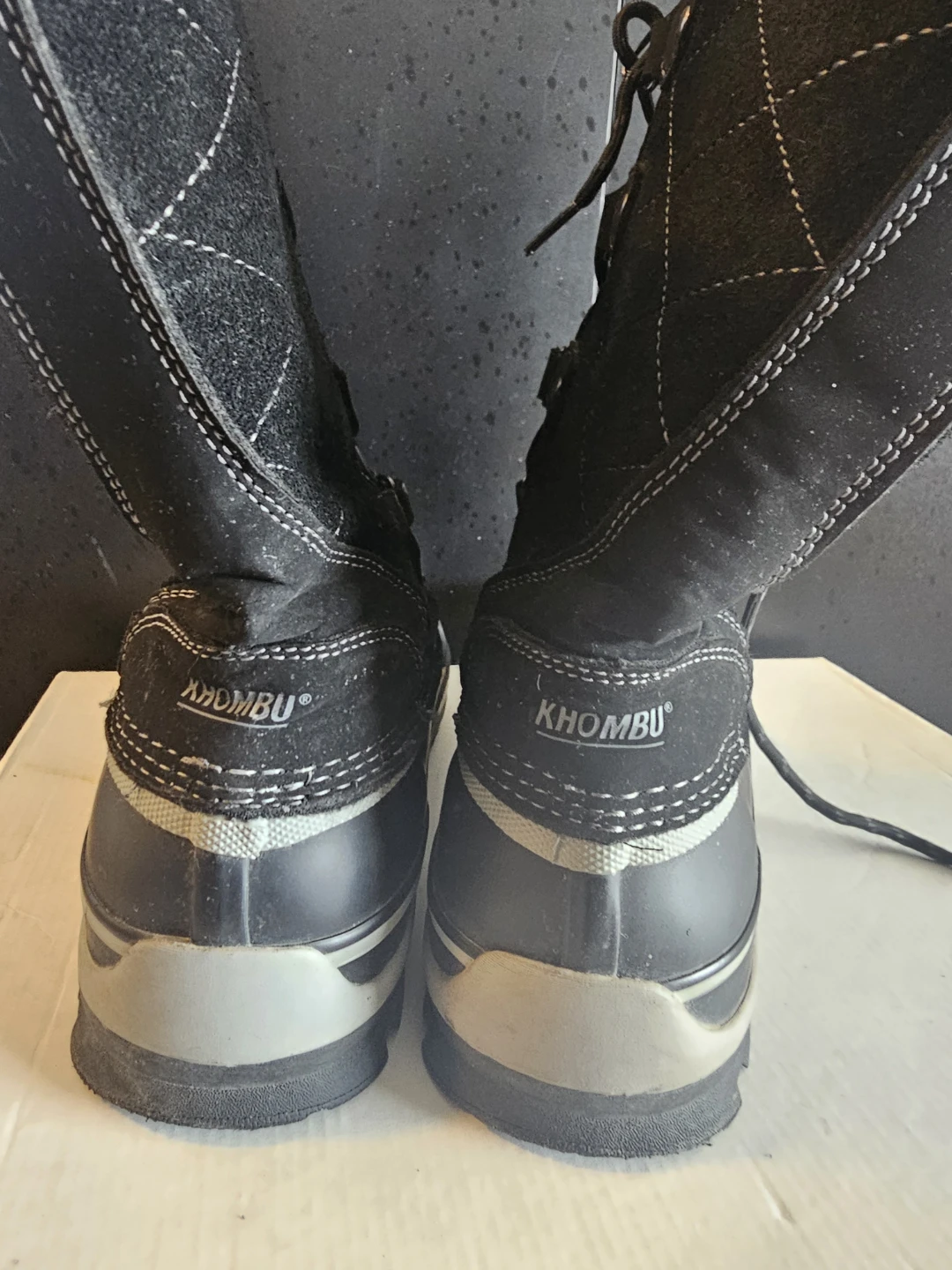 Khombu Erin Black Winter Boots Women's Size 11 - photo 5