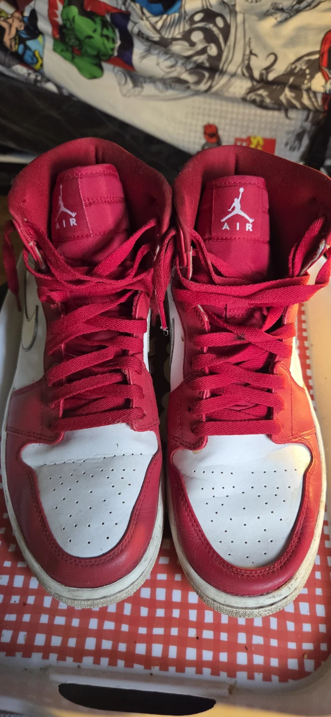 Air Jordan 1 High OG Sneakers