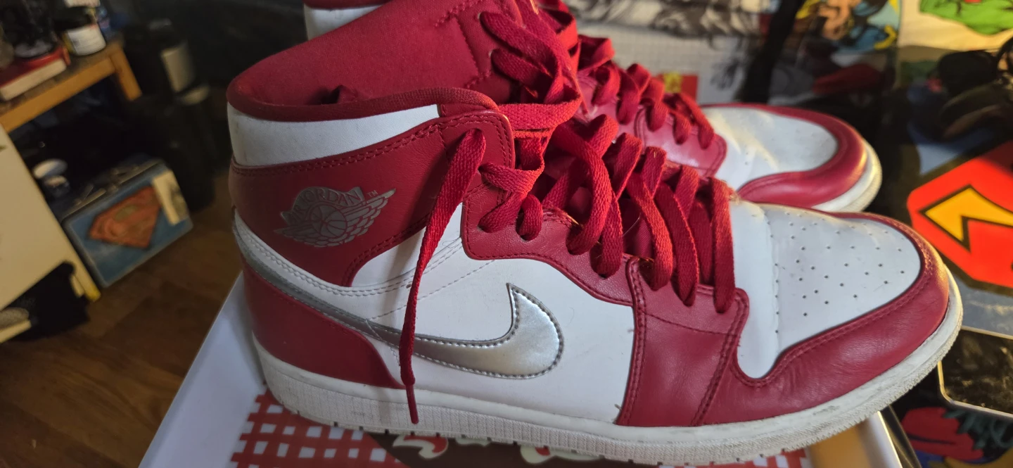Air Jordan 1 High OG Sneakers - photo 2