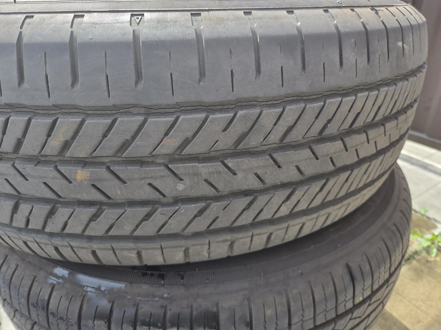 Yokohama Geolandar G91 all season Tires (Set of 3) and one Hilo - photo 4