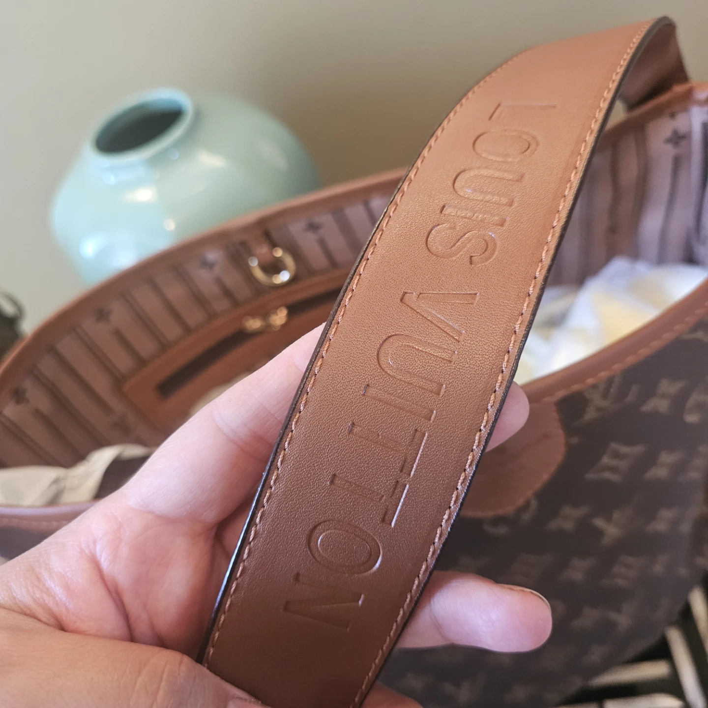 Louis Vuitton Monogram Shoulder Bag - photo 3