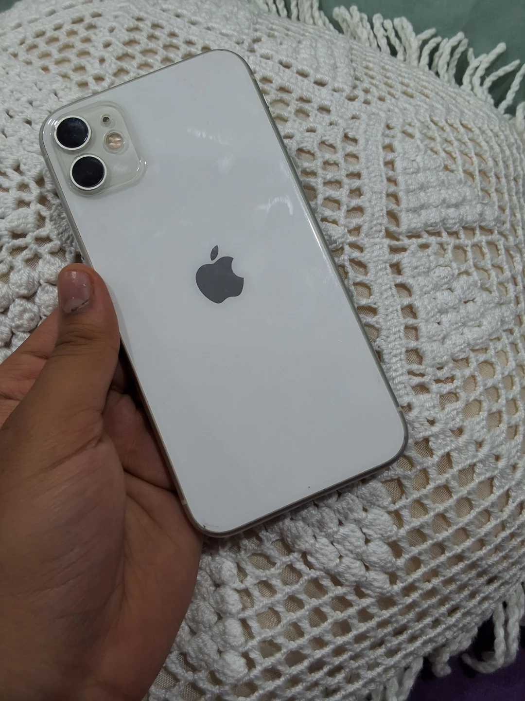 Apple iPhone 11 - White - photo 3