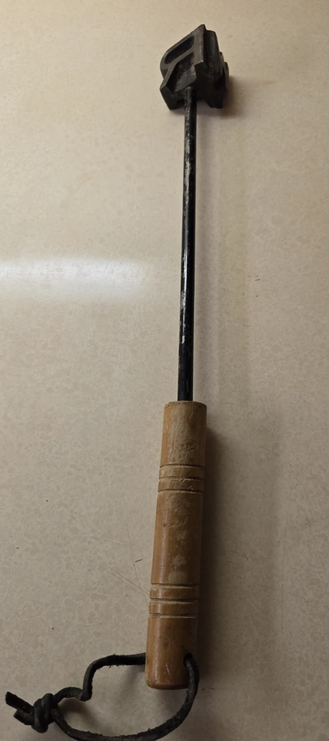 Vintage BBQ Branding Iron - photo 2