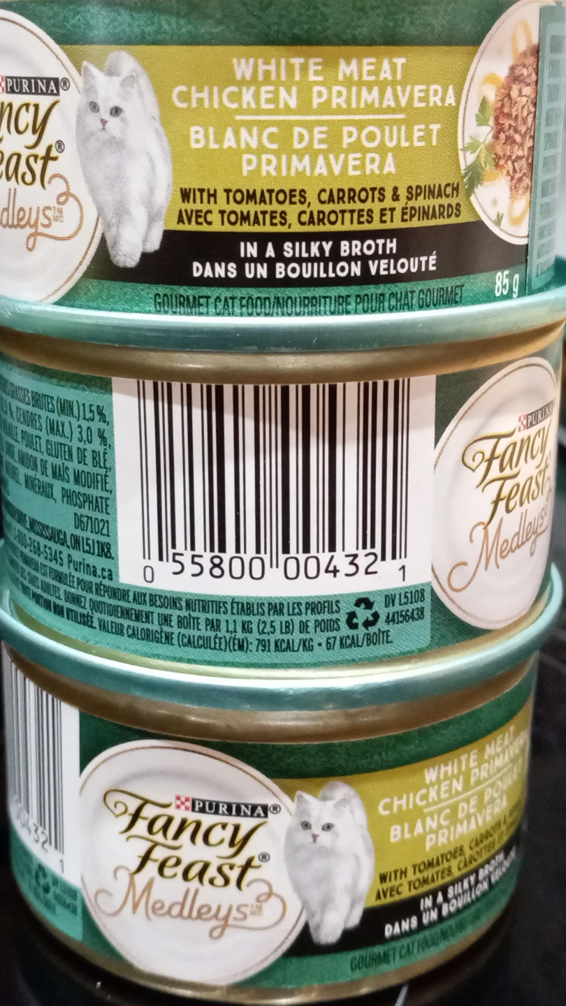 Purina Fancy Feast Medleys Chicken Primavera Cat Food 7 cans