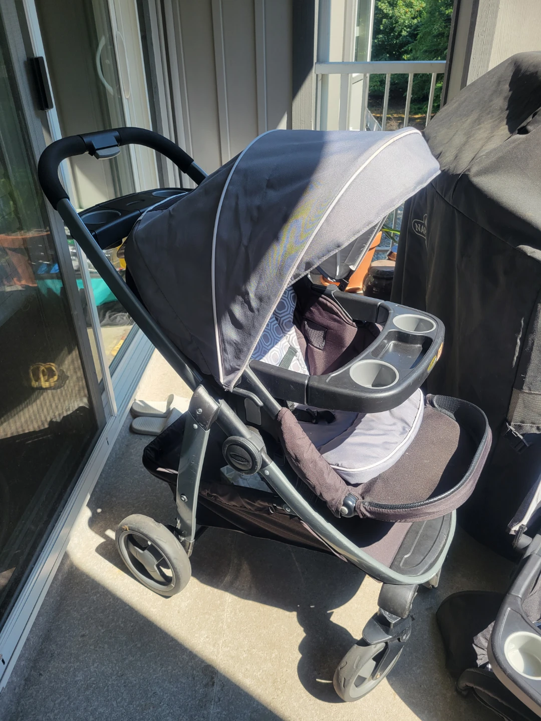 Graco click stroller with extra seat. - photo 2