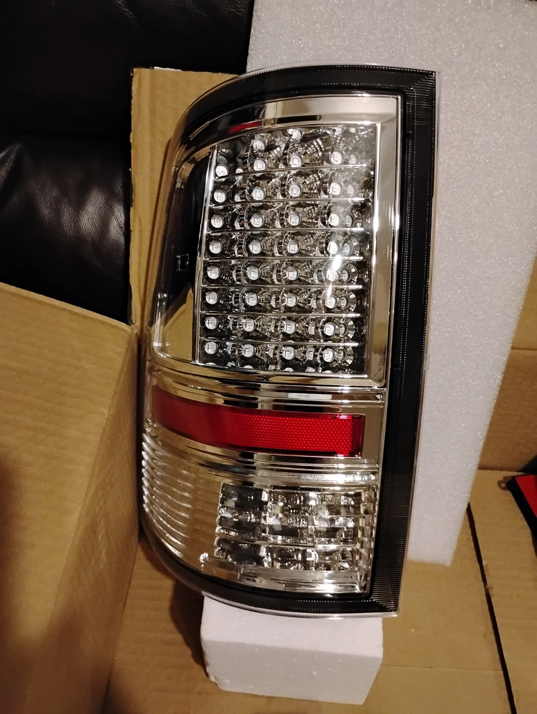 Chrome tail lights for 2009-2018 Ram 1500/2500 - photo 5