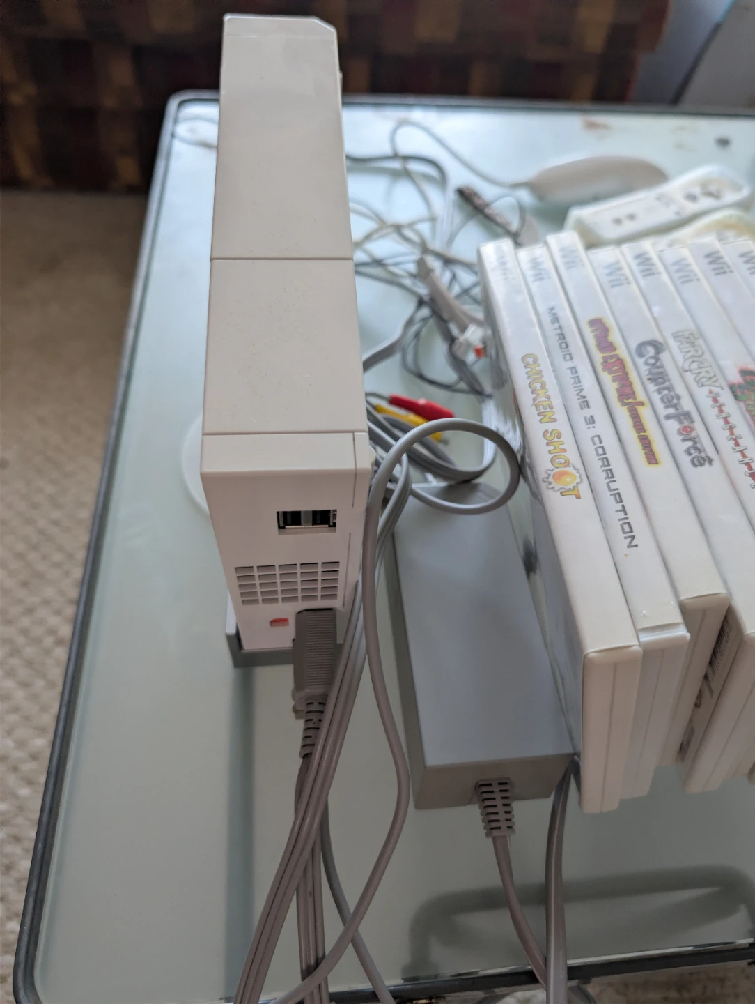 Nintendo Wii Console with Games and Accessories (missing sensor) - photo 5