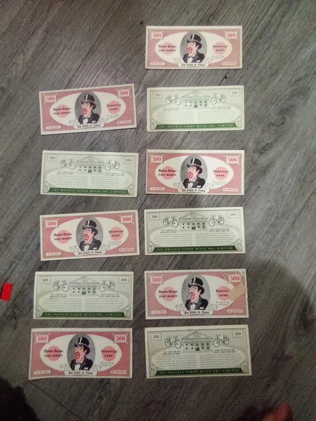 Ogilvie & Doodyville Play Money Collection
