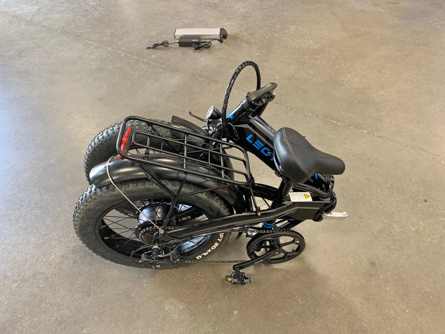Lectric XP Folding Electric Fat Tire Bike ( no battery) - photo 3