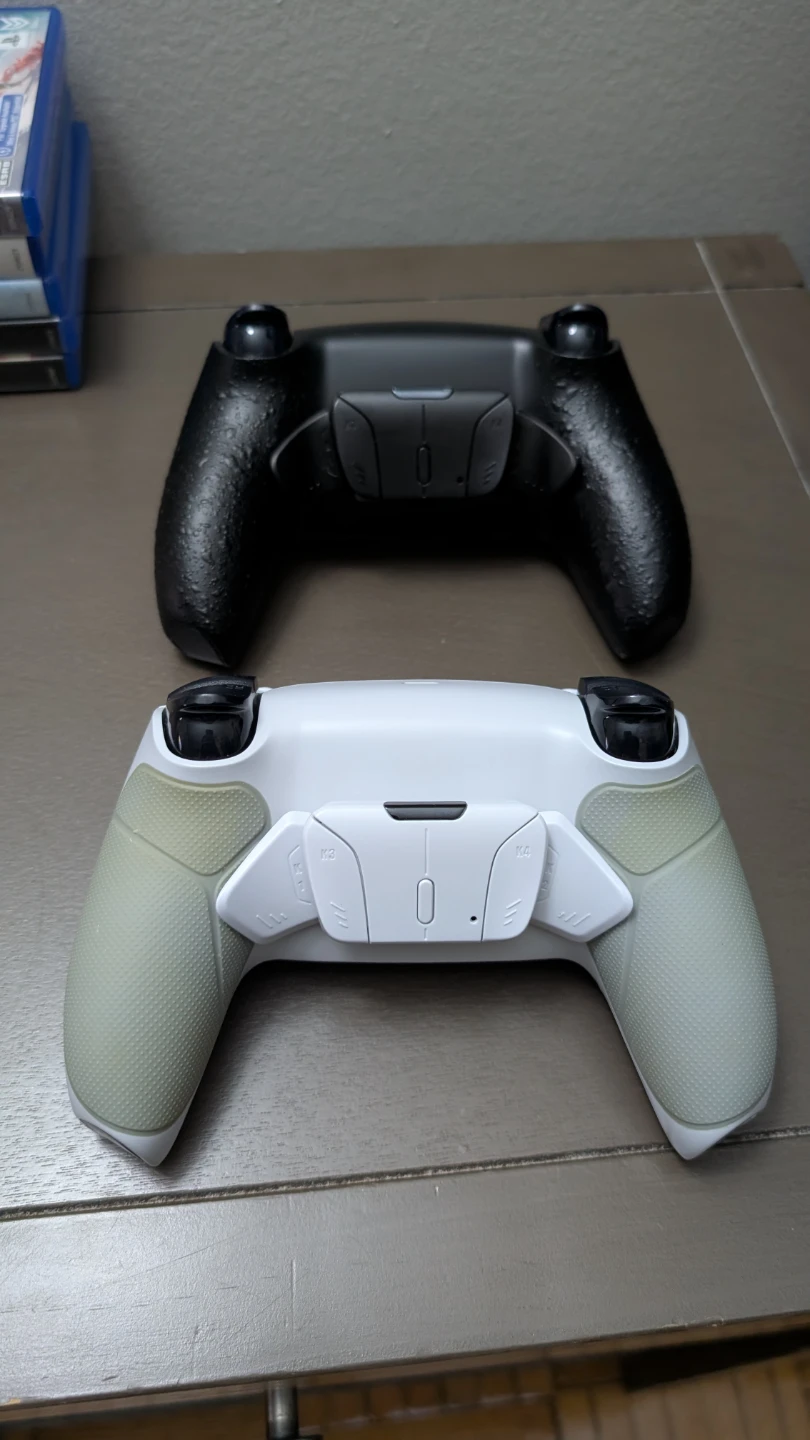 Ps5 controllers with eXtremeRate RISE4 V3 Remap Kit. - photo 3