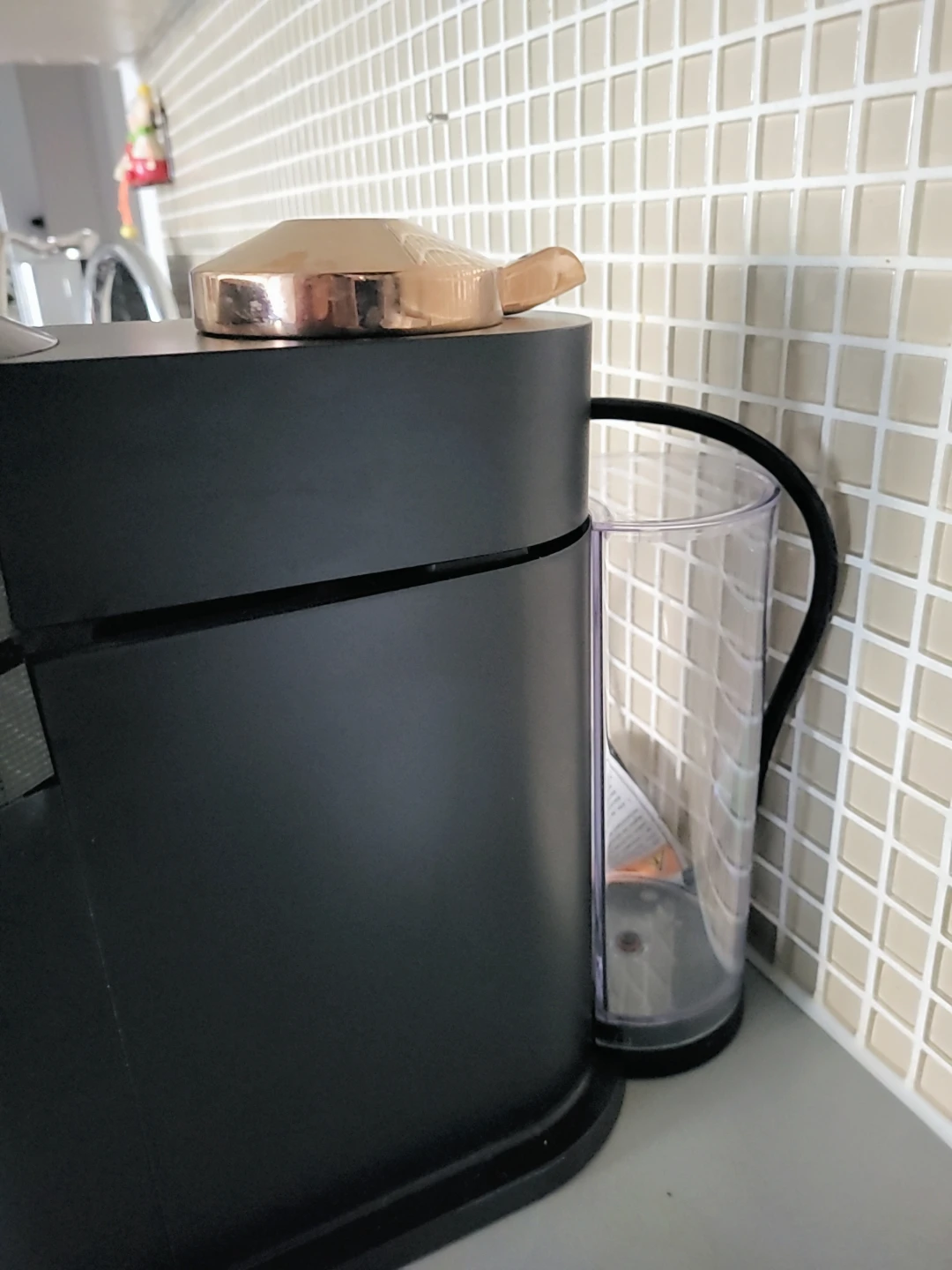 Nespresso VertuoPlus Coffee Machine - photo 5