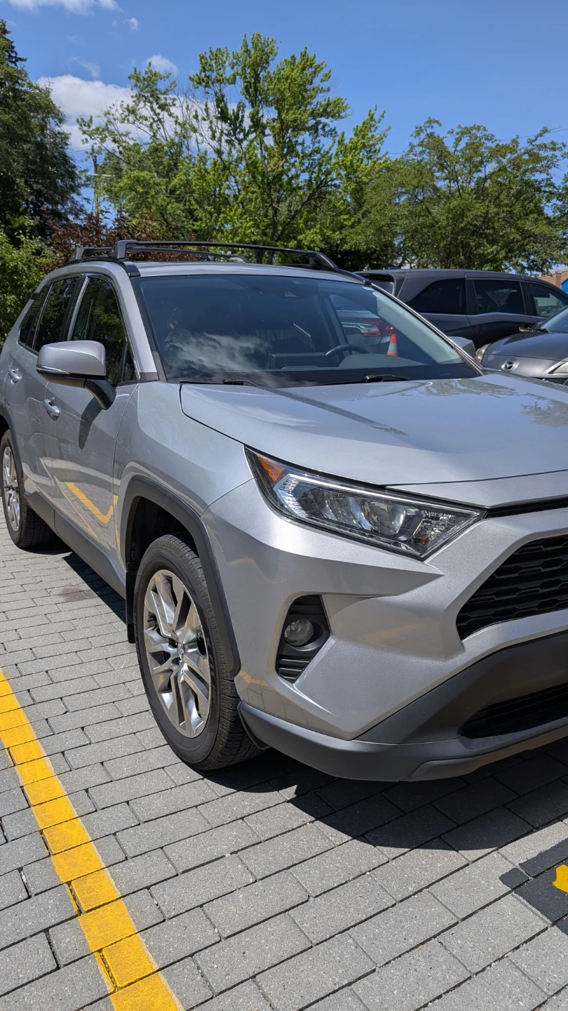 Toyota RAV4 XLE AWD Premium 2019 - photo 3