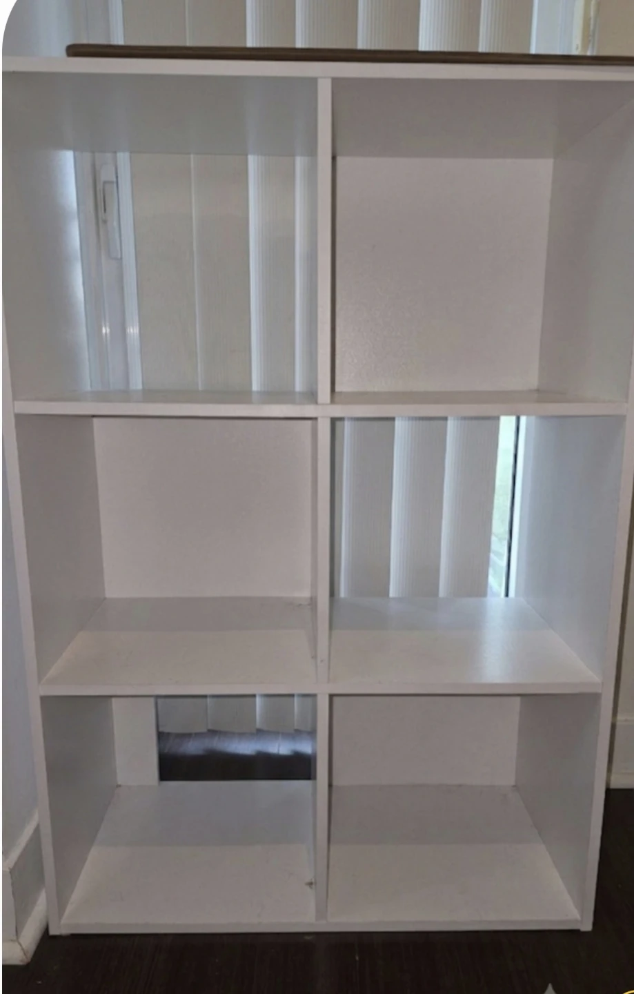 White 6-Cube Storage Shelf