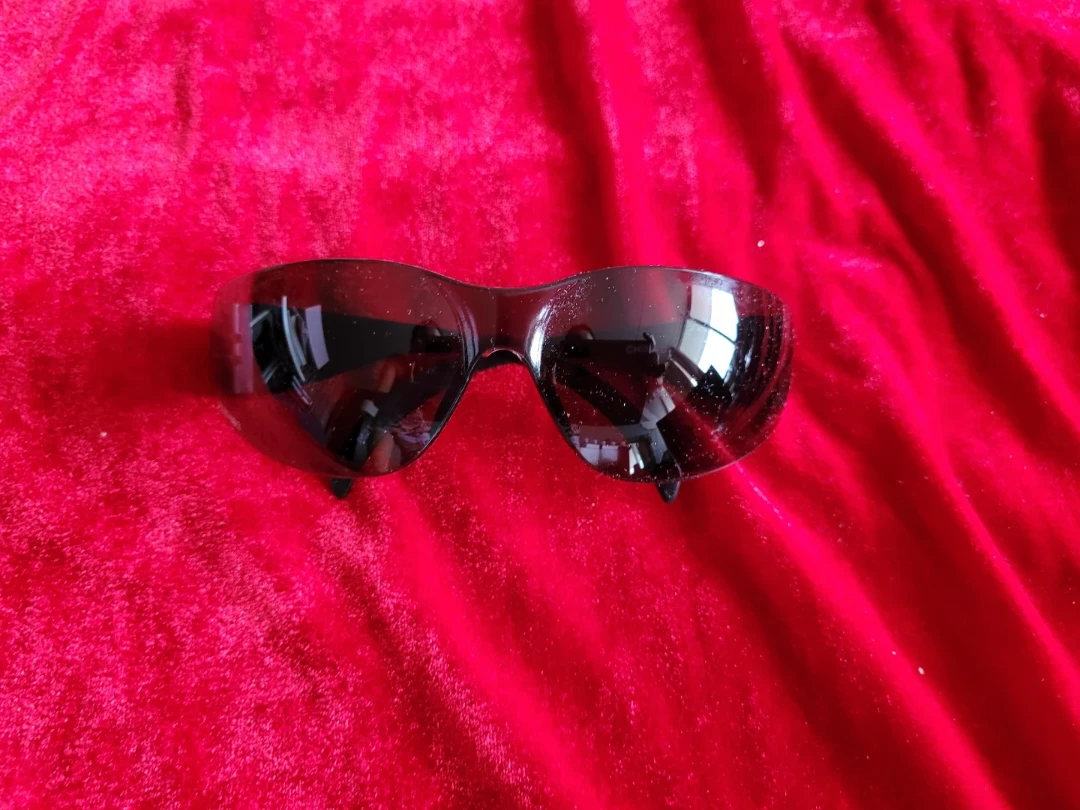 Black Wrap-Around Sunglasses - photo 3