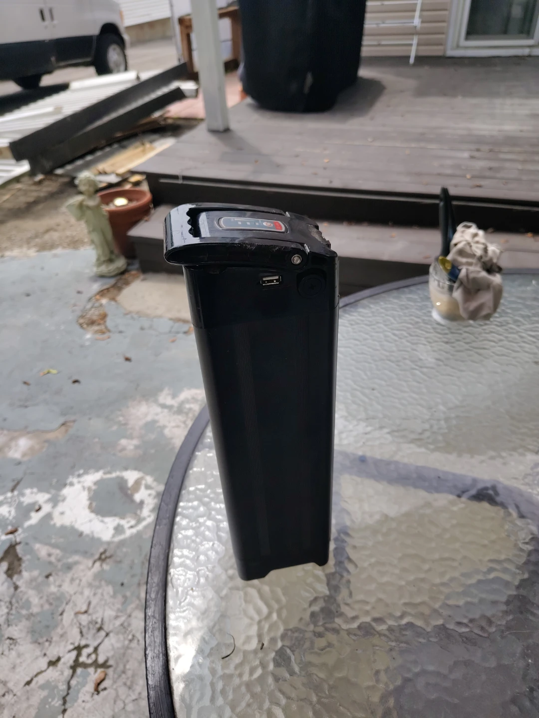 Black E-bike Battery Pack with Keys - photo 3