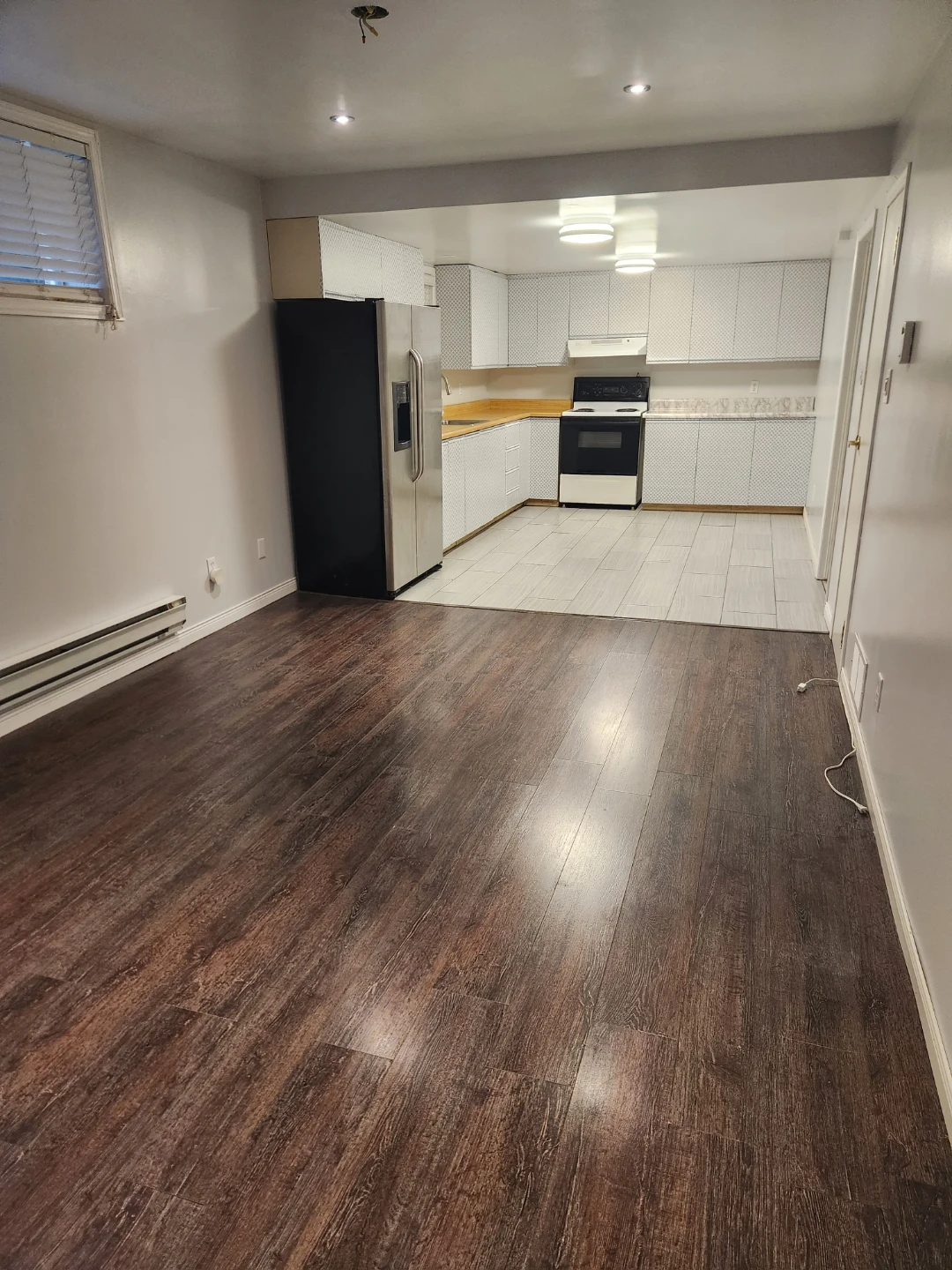 1 Bedroom Basement Apartment For Rent - photo 5