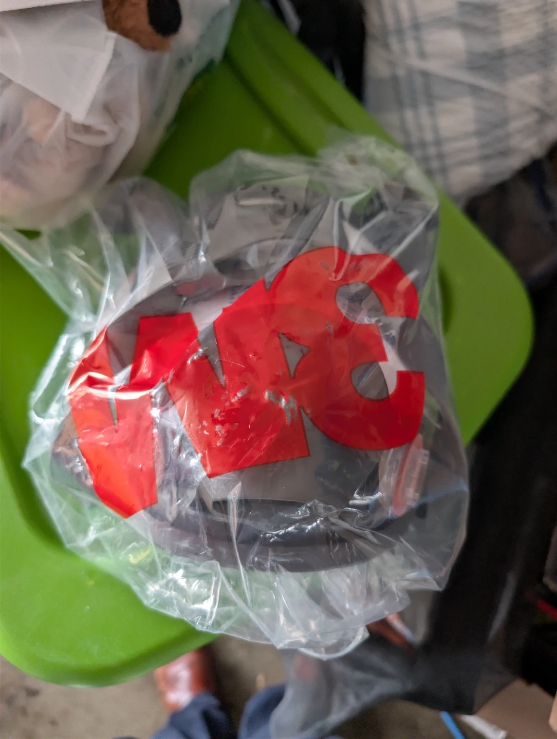 3M 6800 Full Facepiece Respirator Medium - photo 2