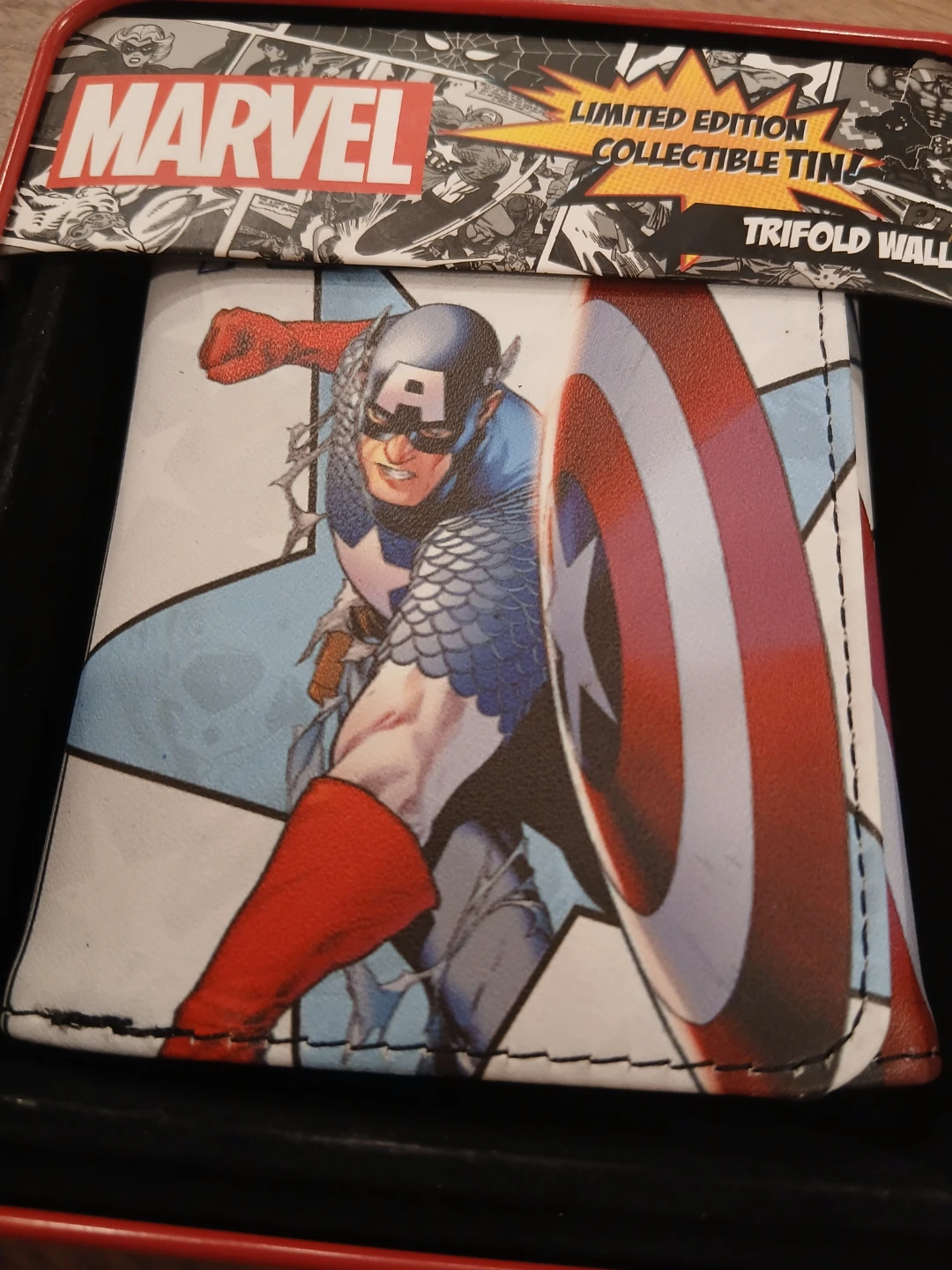 Marvel Captain America Trifold Wallet - photo 2