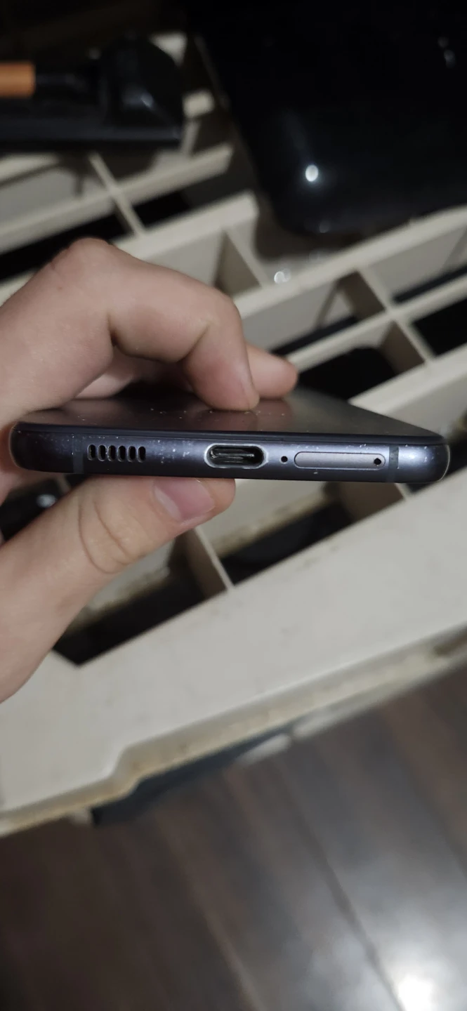 Samsung Smartphone s21 fe - still works except usbc - photo 3