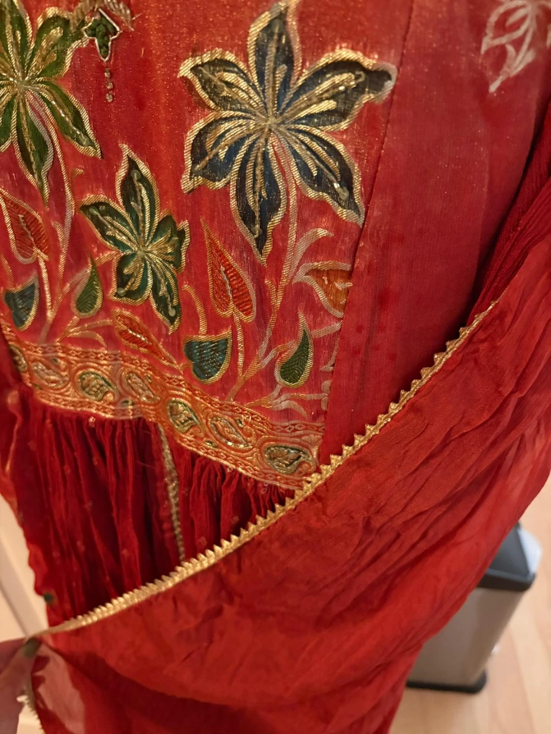 Red Embroidered shalwar kameez anarkali suit - photo 2