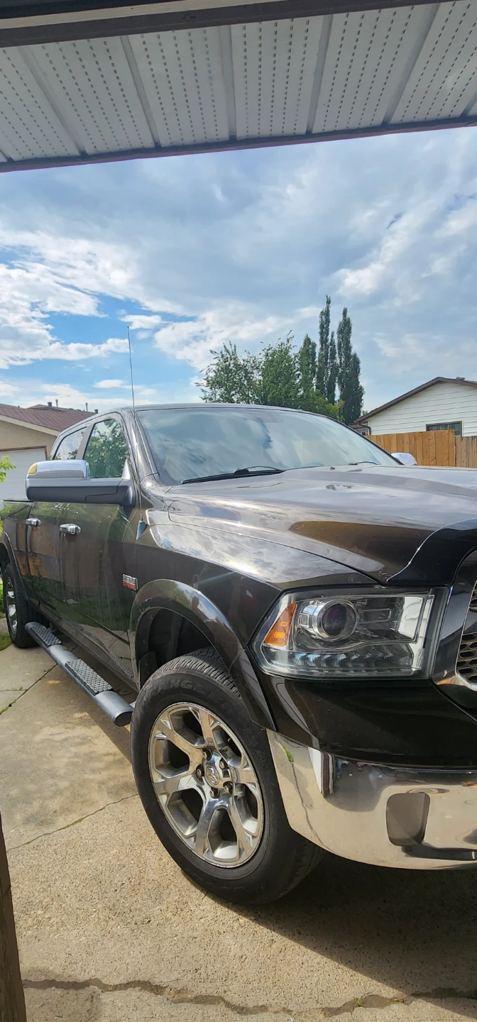 Ram 1500 Laramie Truck 2013 - photo 2