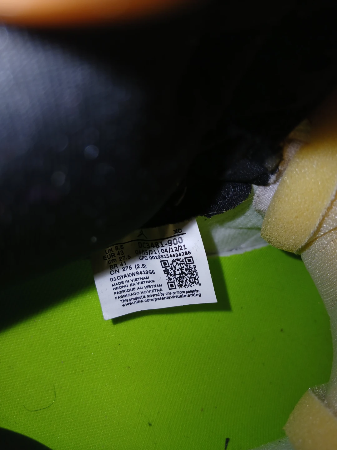 Nike Air Jordan 1 Mid "Rainbow Smile" - photo 4