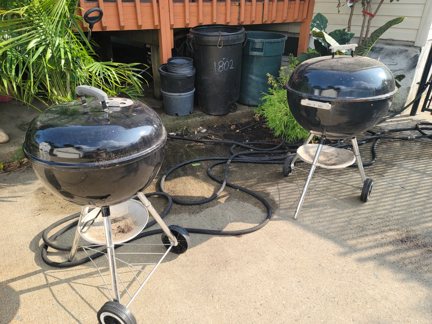 Weber Kettle Grill set of 2