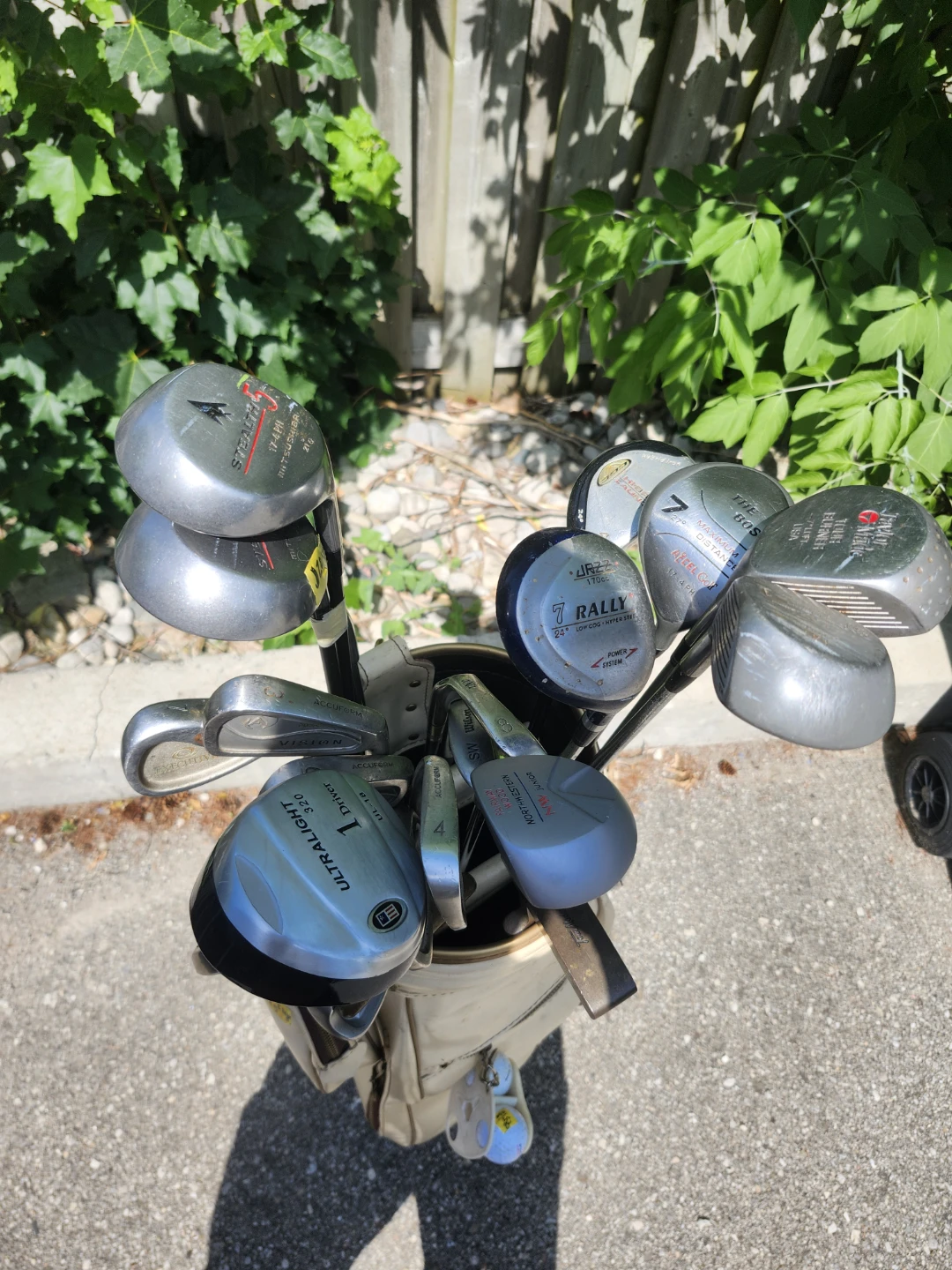Bulk lot of Golf Clubs - photo 2