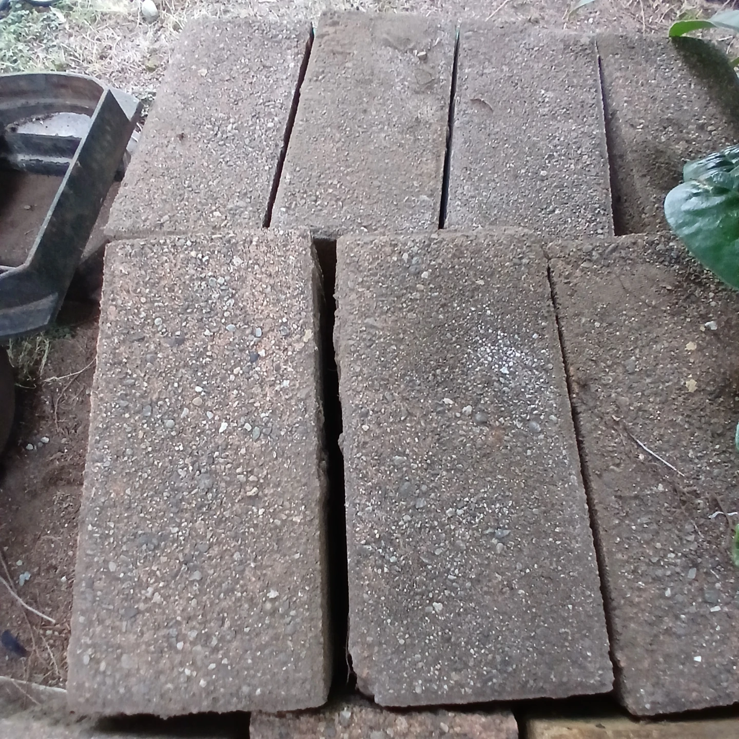 Patio garden bricks - photo 2