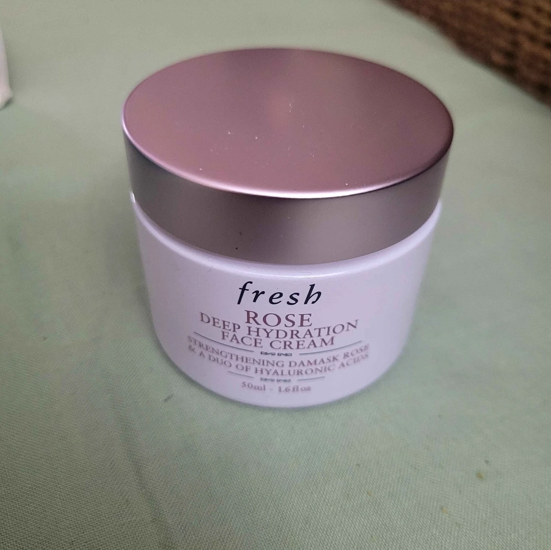 Fresh Rose Deep Hydration Face Cream 50ml