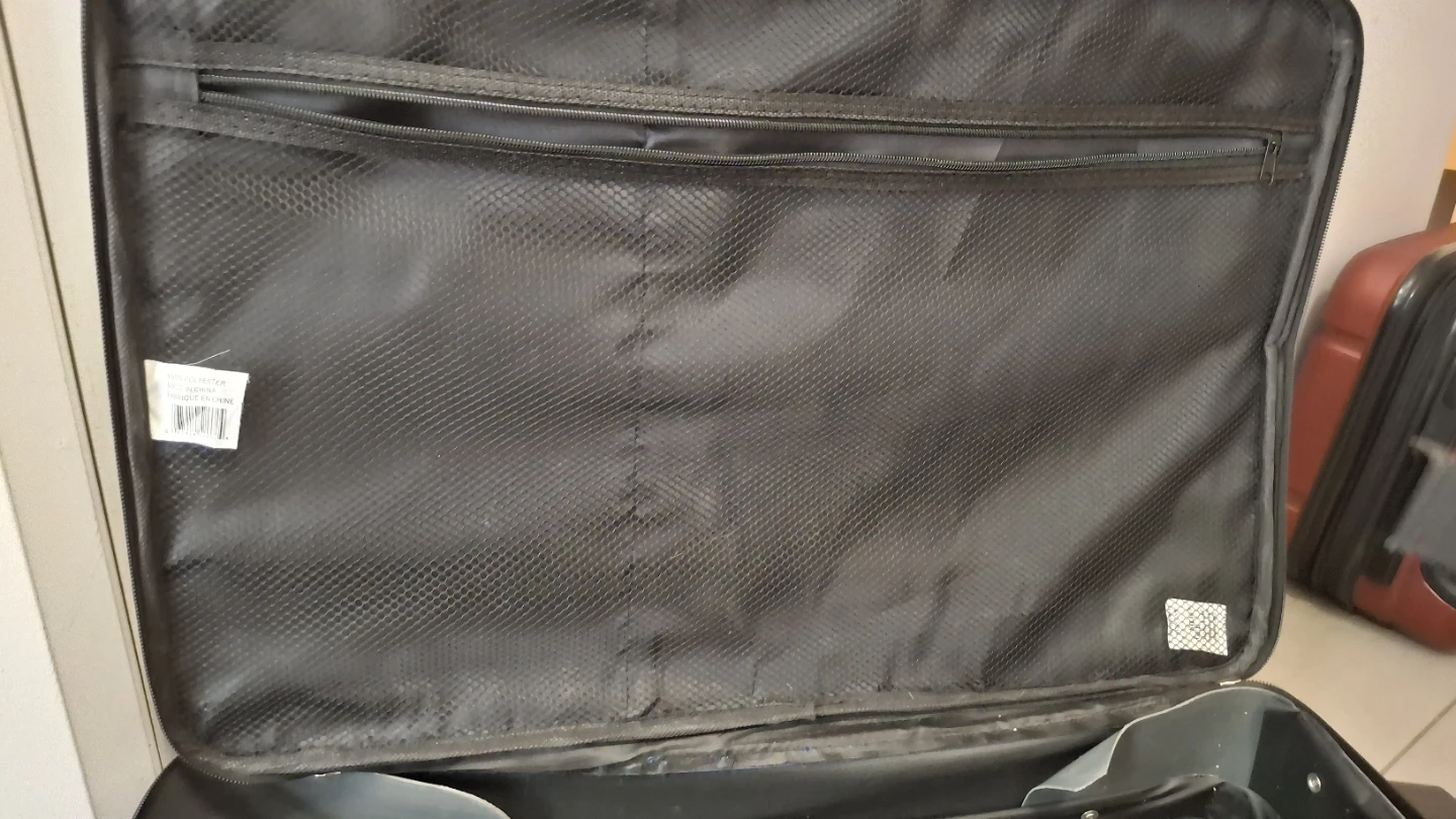Jetstream Blue medium sized suitcase 40cmx60cmx22cm - photo 5