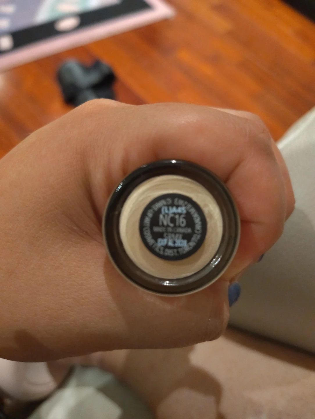 MAC Studio Fix Fluid SPF 15 Foundation NC16 - photo 3