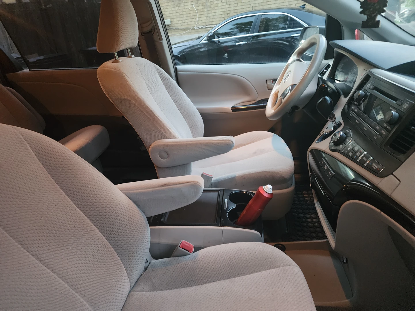 Toyota Sienna 2014 - photo 3