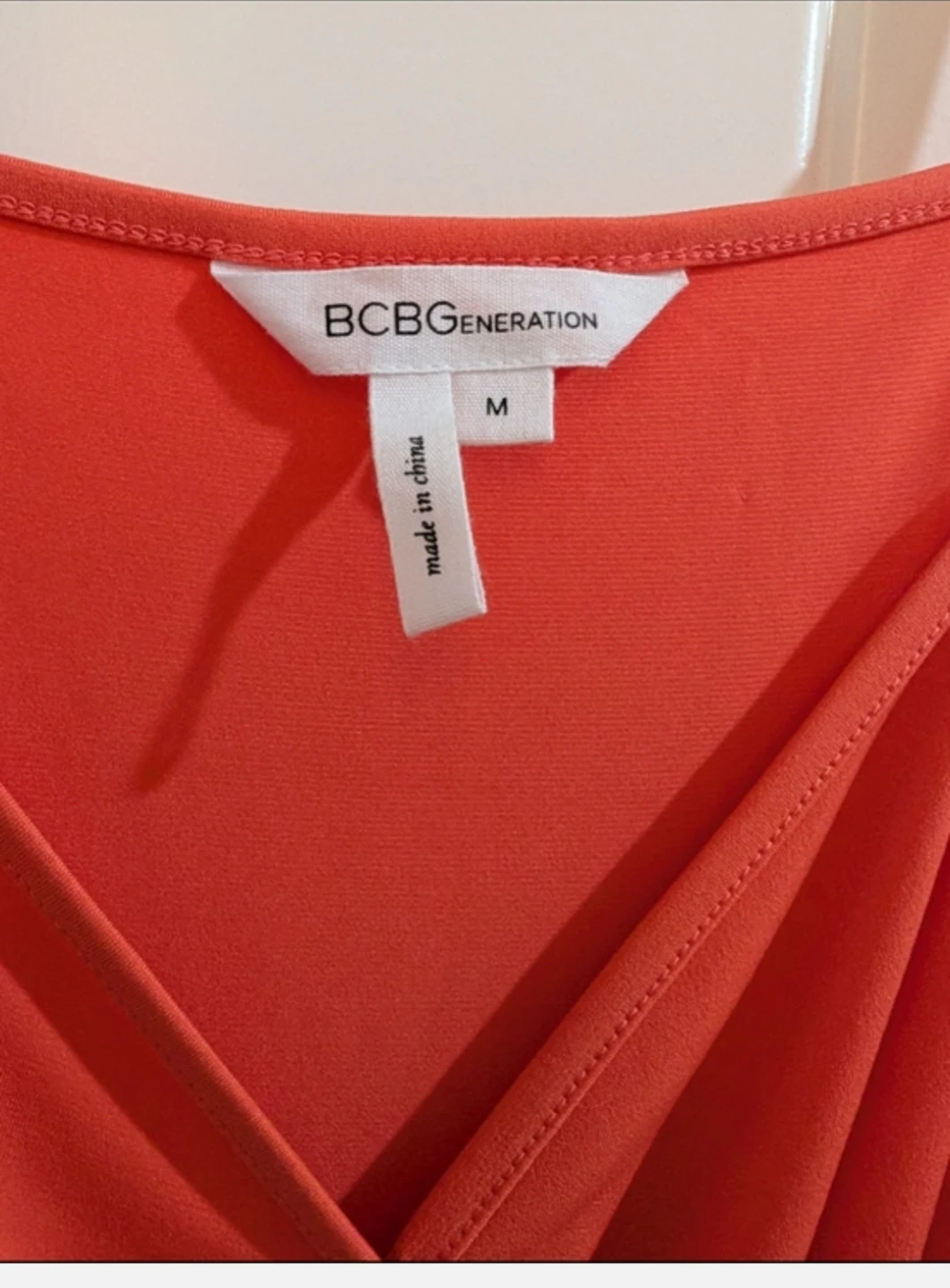 BCBGGeneration Coral V-Neck midi Dress - photo 2