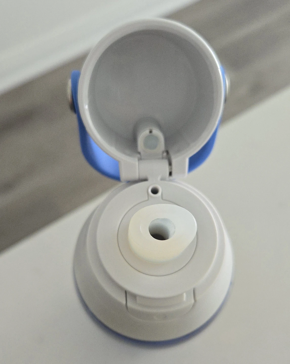 Brita Premium Filtering Bottle – Sapphire - photo 4