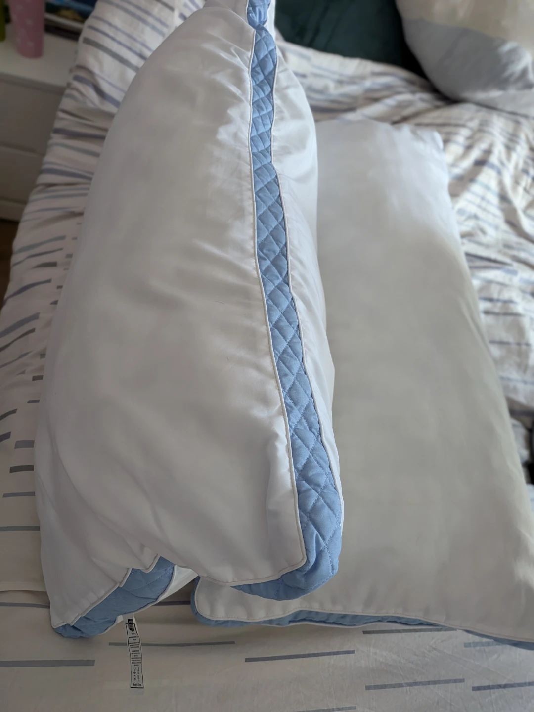 Set of 2 Extra Long "King" Sized Pillows - photo 3