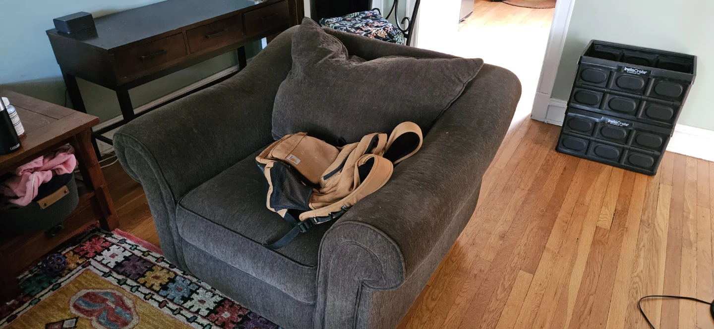 Couches, coffee tables, and drawers - photo 2