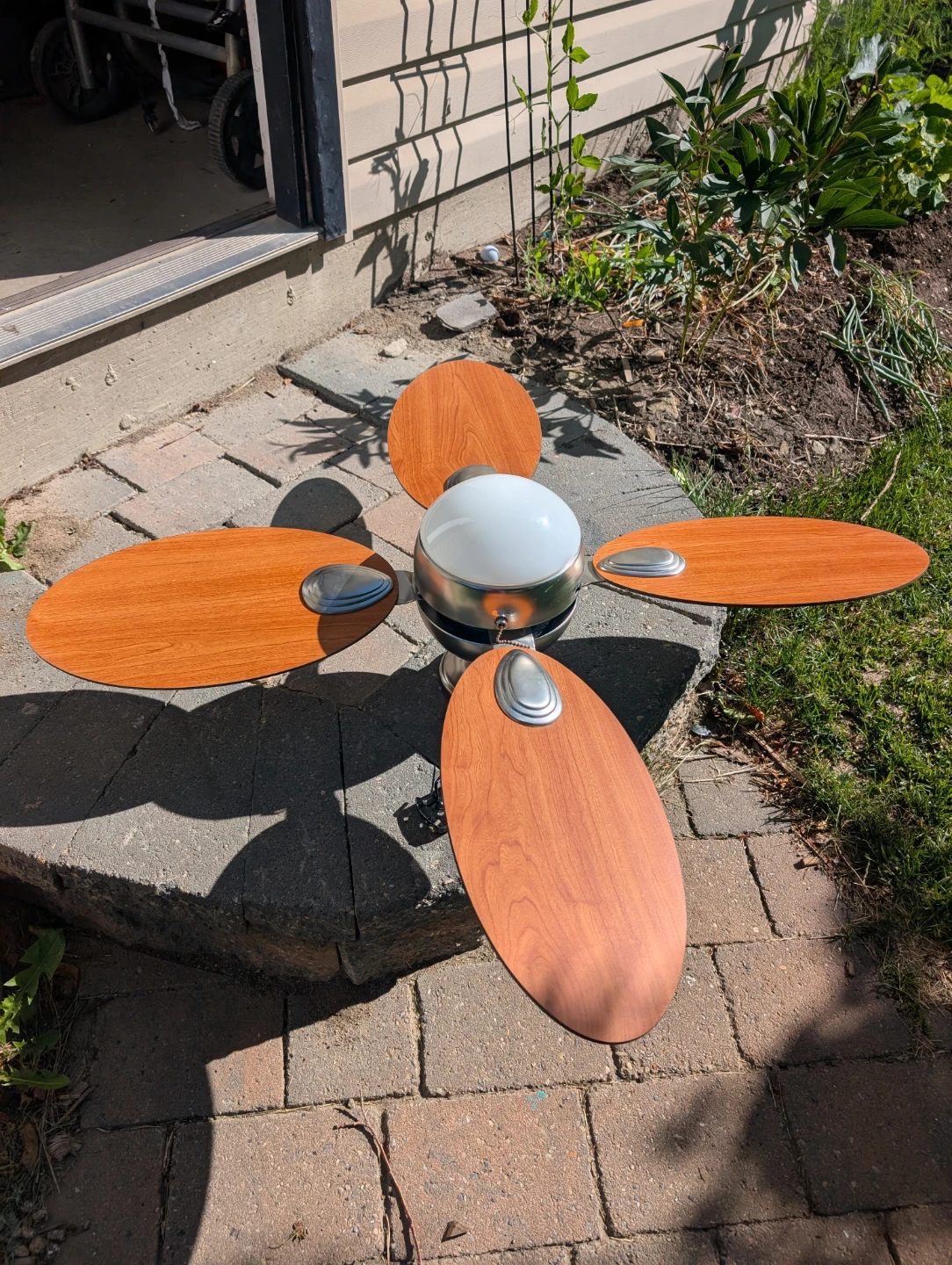 Ceiling Fan with Light