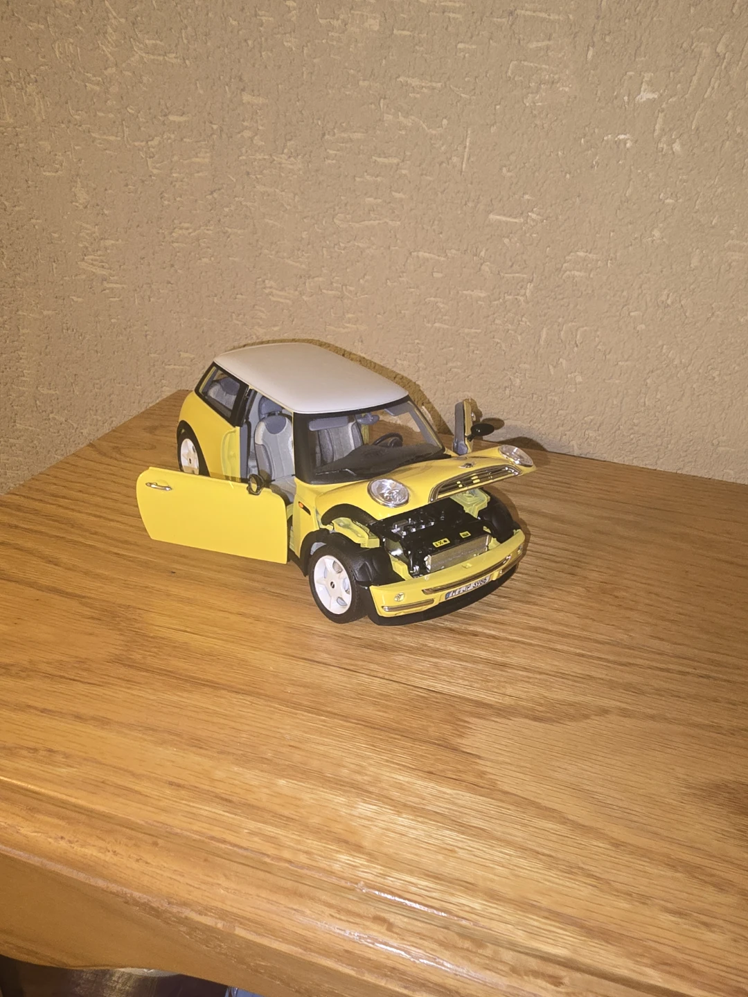 1:18 Yellow Mini Cooper - photo 2
